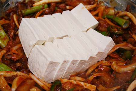 다른 찬이 필요없는 우리집 식사메뉴~! 돼지고기두부두루치기