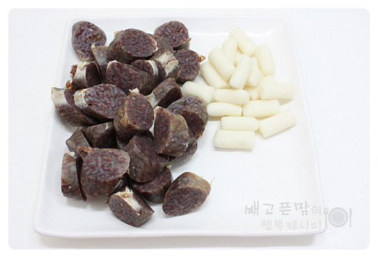 매콤해야 더 맛있는...순대볶음