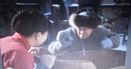 일본인이 쓰던 욕조를 처음 본 중국인의 반응이 재밌네!