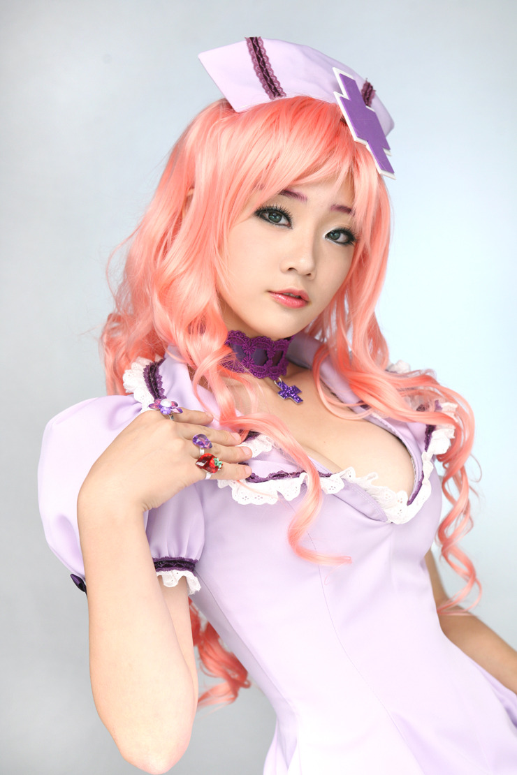 Anh Khoa Than [8 Pics] Nurse Cosplay Miyuko