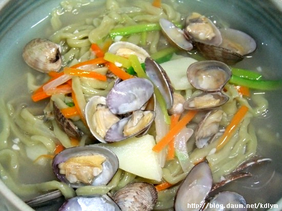 수바지락칼국수 이미지