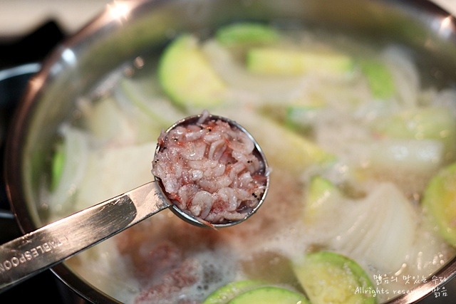 명란젓두부찌개!! 양보할 수 없을만큼 맛있어~