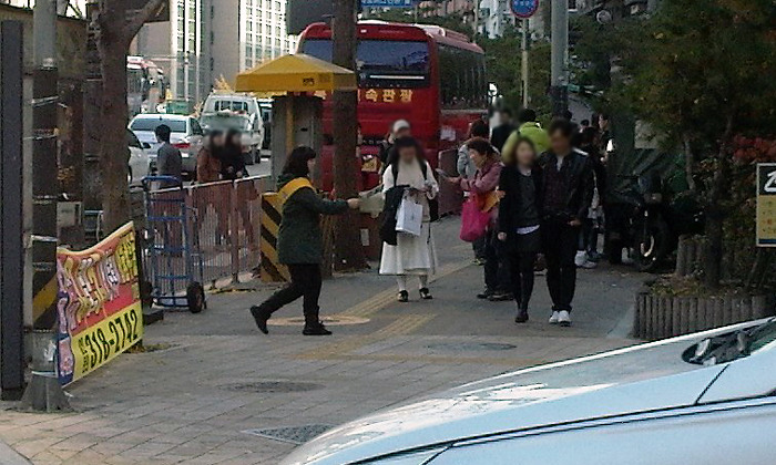 1737C436509F4F0B21E321