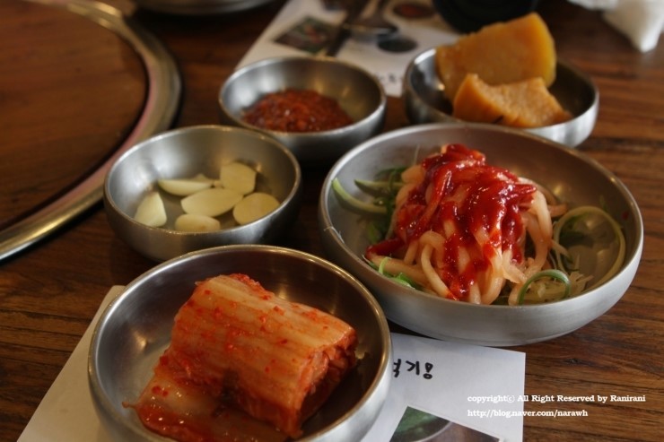 외식하기 좋은 곳~ 고기도 먹고 냉면도 먹고~