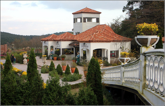 2113FD395459CB040DA2A2