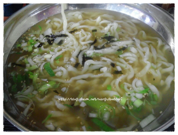 홍두깨칼국수보쌈 이미지