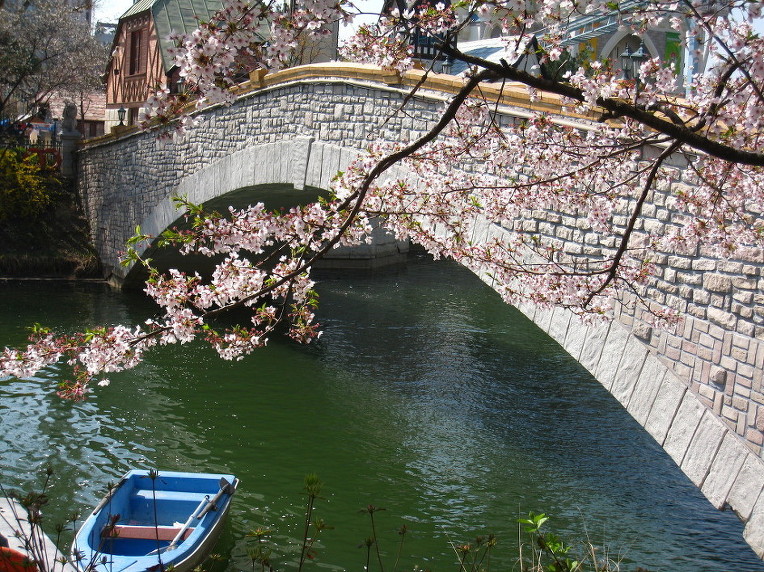 2427A84D52A50E19067674