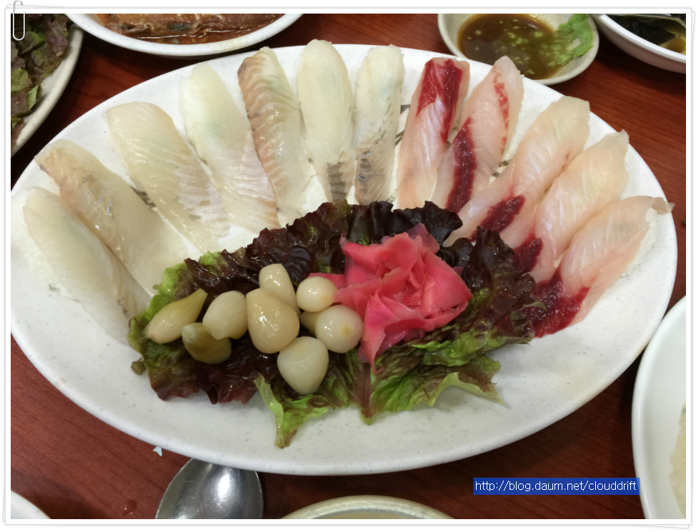 [고국 방문 # 29] 포장마차 효자어촌서 싱싱한 회를 즐기다. (효자어촌/분당)