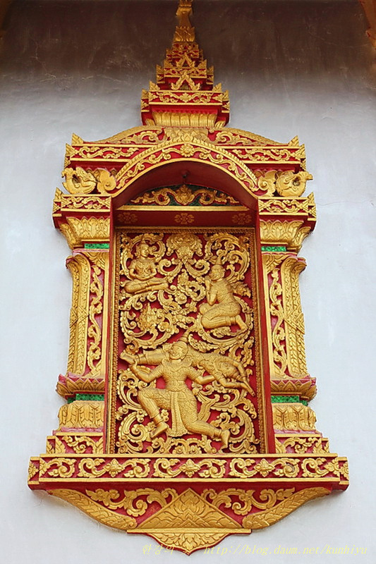 왓 농사원(Vat Nong Sikhounmuang)-2-한강의 꽃