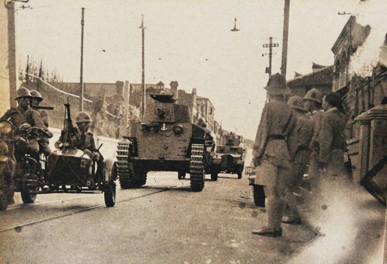 중국 상하이 침략에 처음 사용한 일본 해군 육전대 89식 이고 전차  Japan Special Naval Landing Force first used I-Go Tank invaded Shanghai China